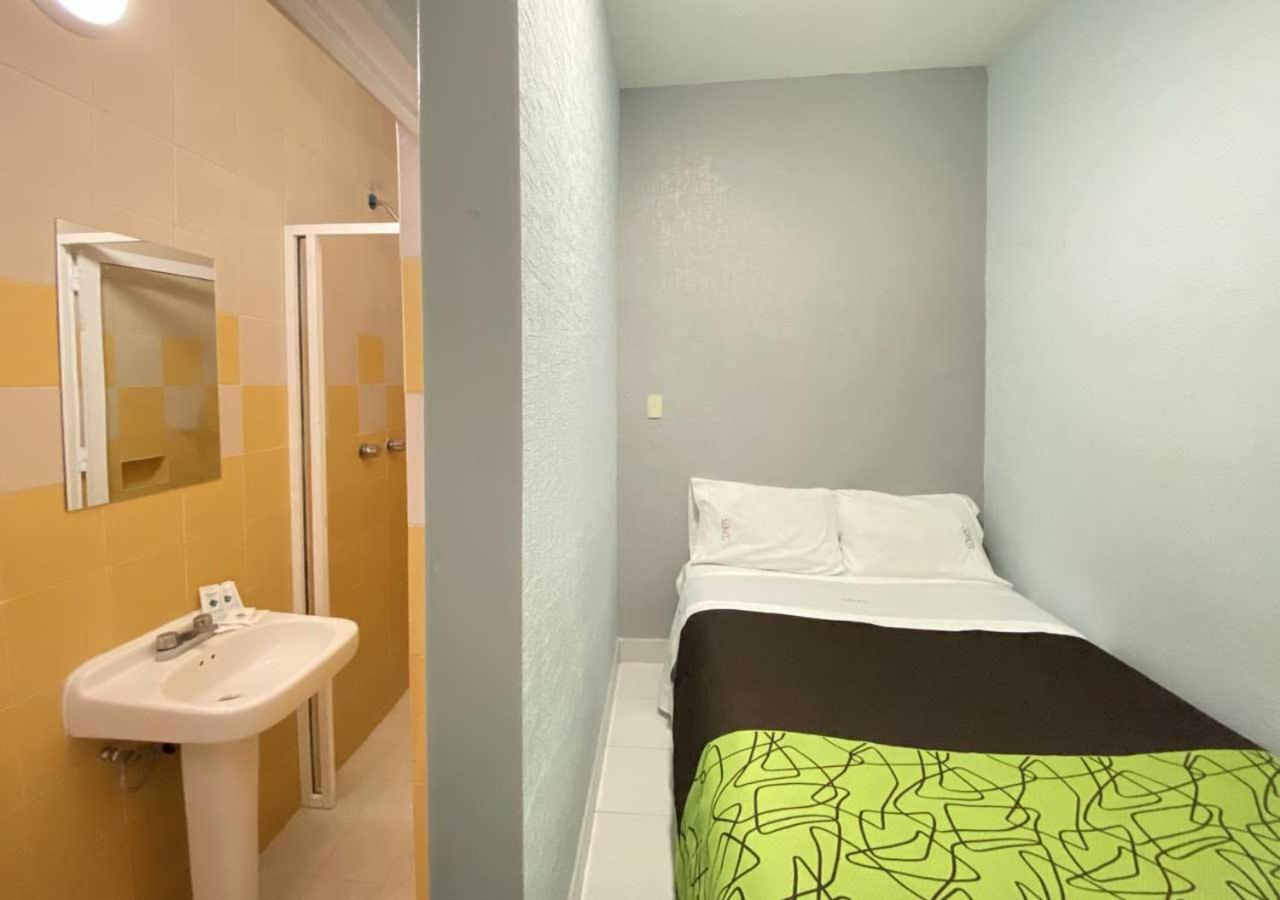 Hotel Gran Via Central Mexico City Ngoại thất bức ảnh